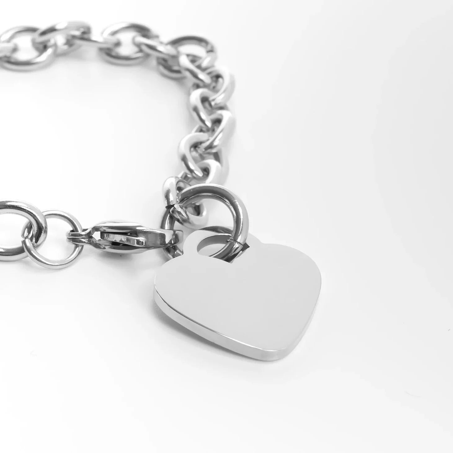 Bold Heart Link Bracelet