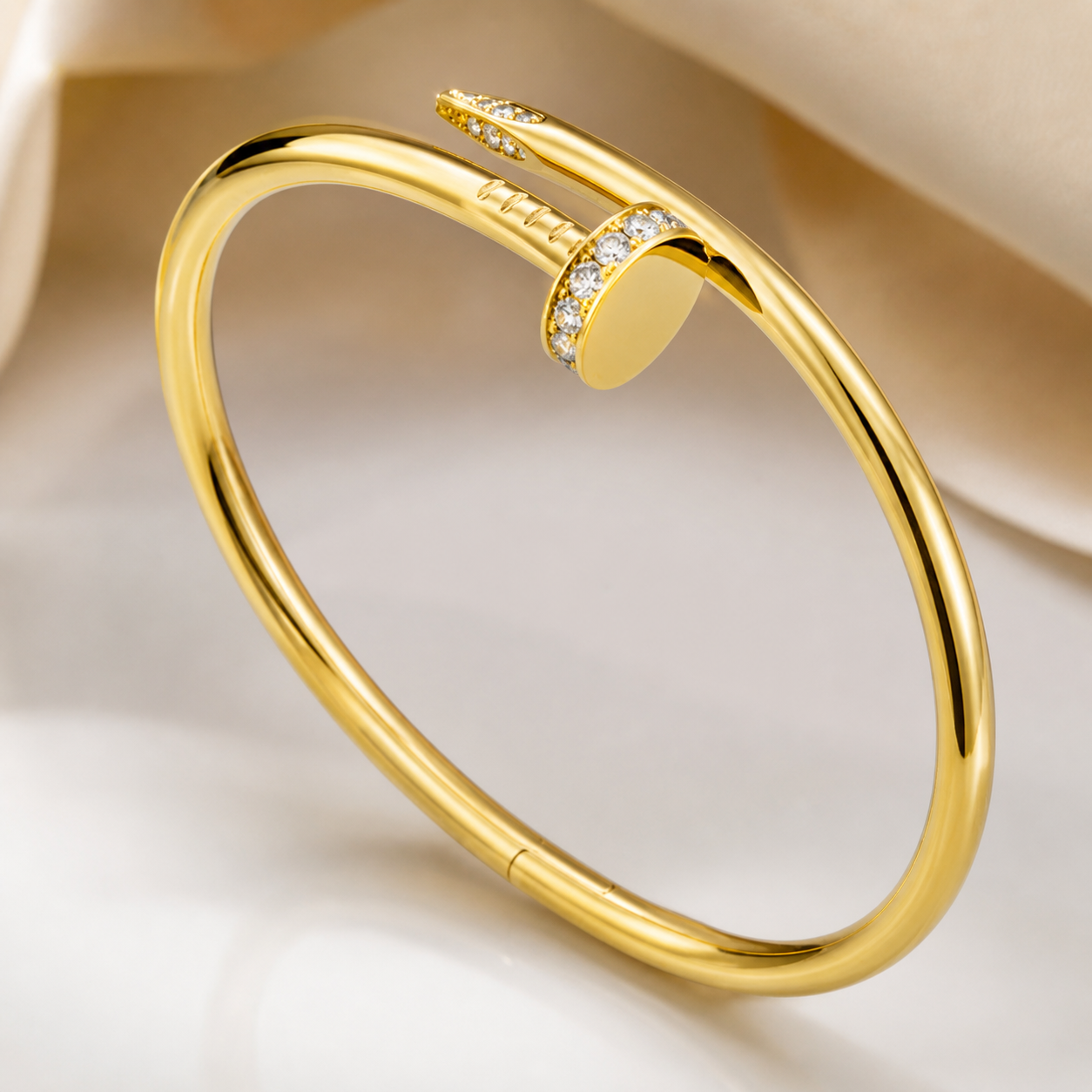 Pavé  Nail Bangle